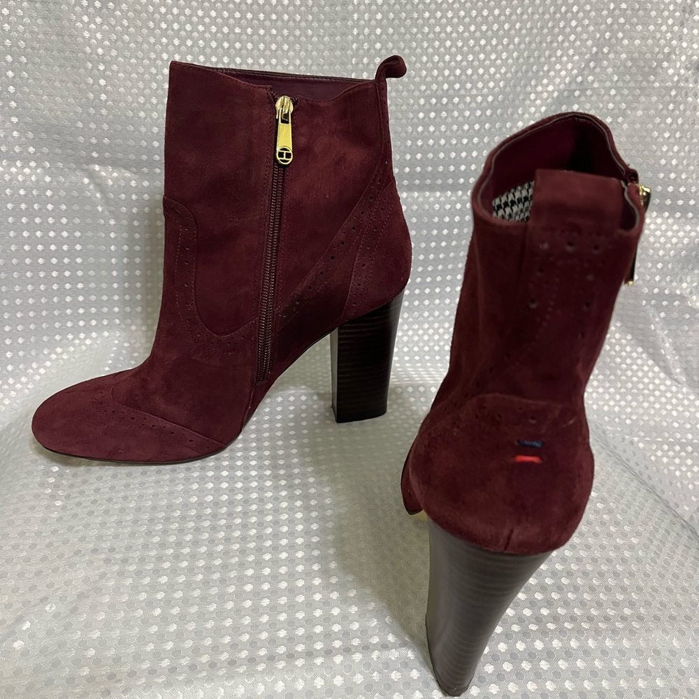 Fashion suede booties
